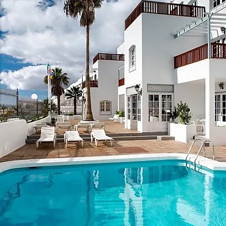 Vista Mar - Select Adults